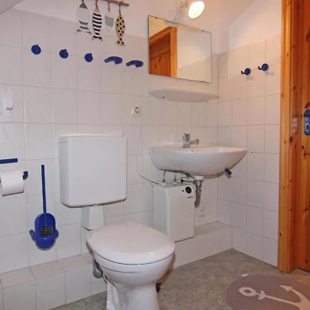 In Wenkendorf For 7 Personen Lemkendorf