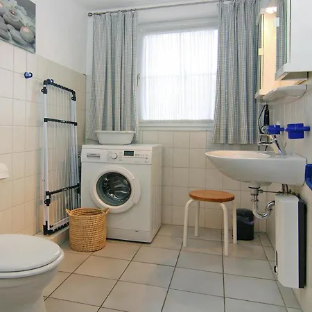 In Wenkendorf For 7 Personen Lemkendorf